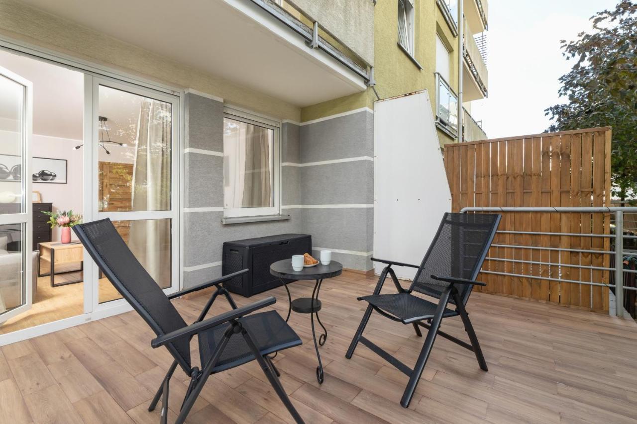 Pleasant Apartment With Terrace Cracow By Noclegi Renters Kraków Zewnętrze zdjęcie