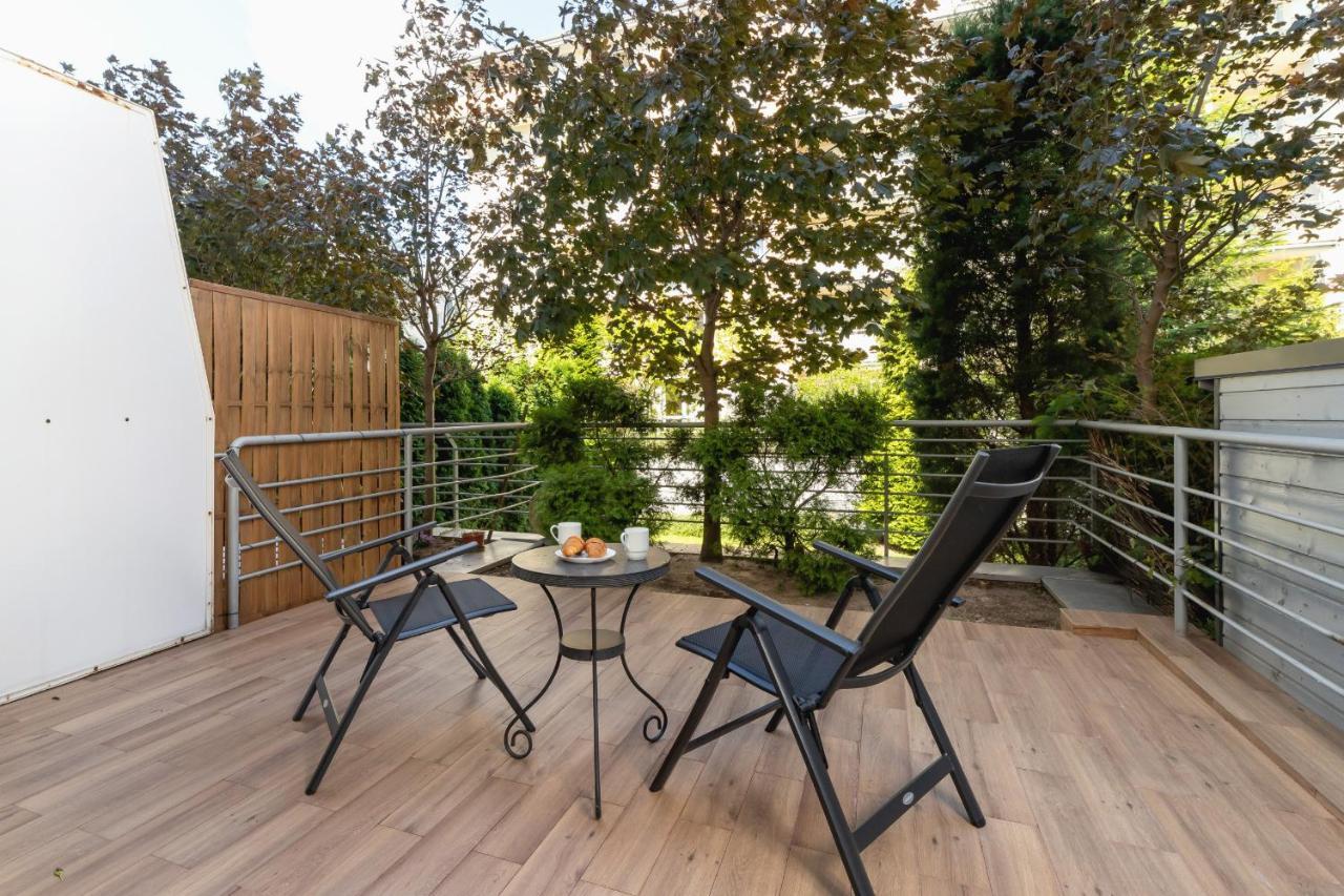 Pleasant Apartment With Terrace Cracow By Noclegi Renters Kraków Zewnętrze zdjęcie