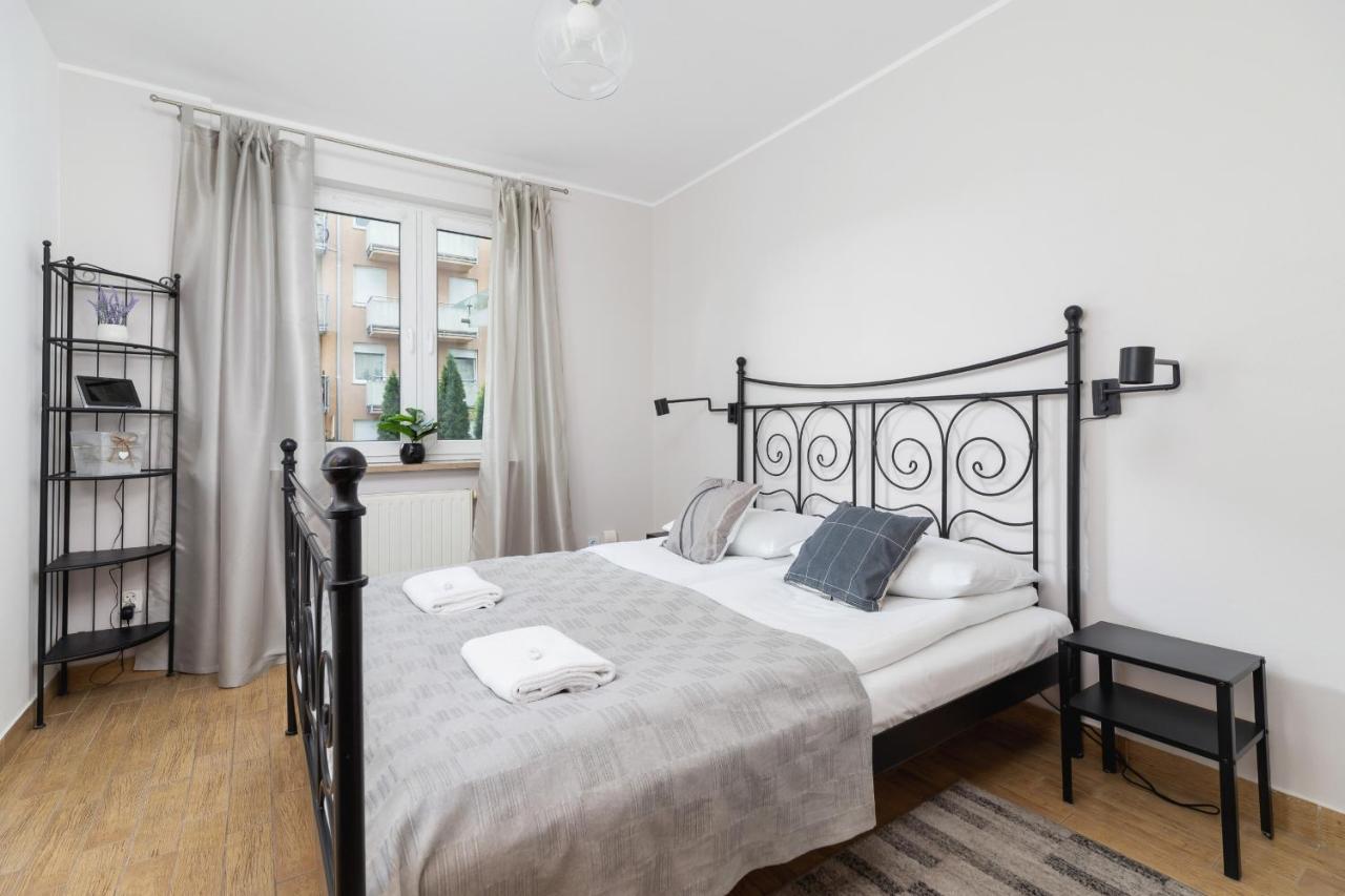 Pleasant Apartment With Terrace Cracow By Noclegi Renters Kraków Zewnętrze zdjęcie